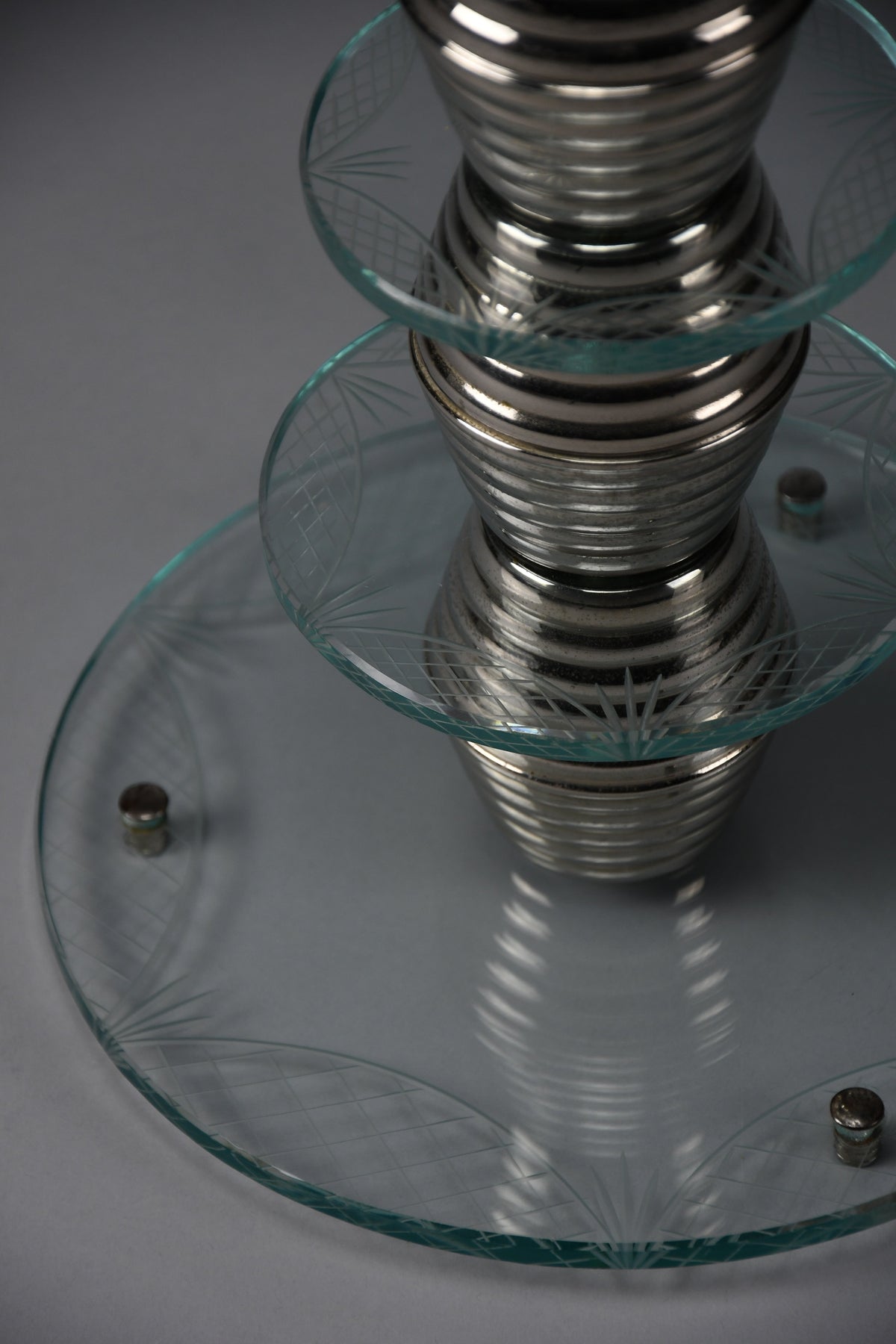 Italian mid-century glass side table in the style of Fontana Arte, 1940s