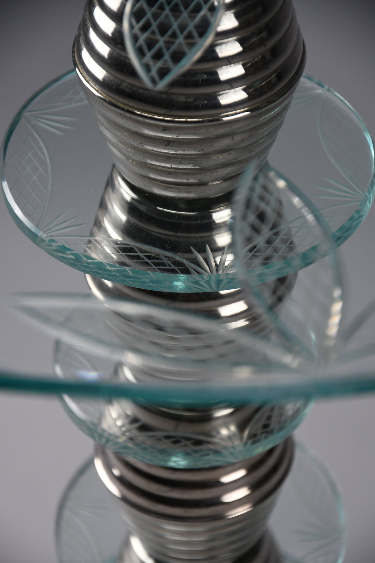 Italian mid-century glass side table in the style of Fontana Arte, 1940s