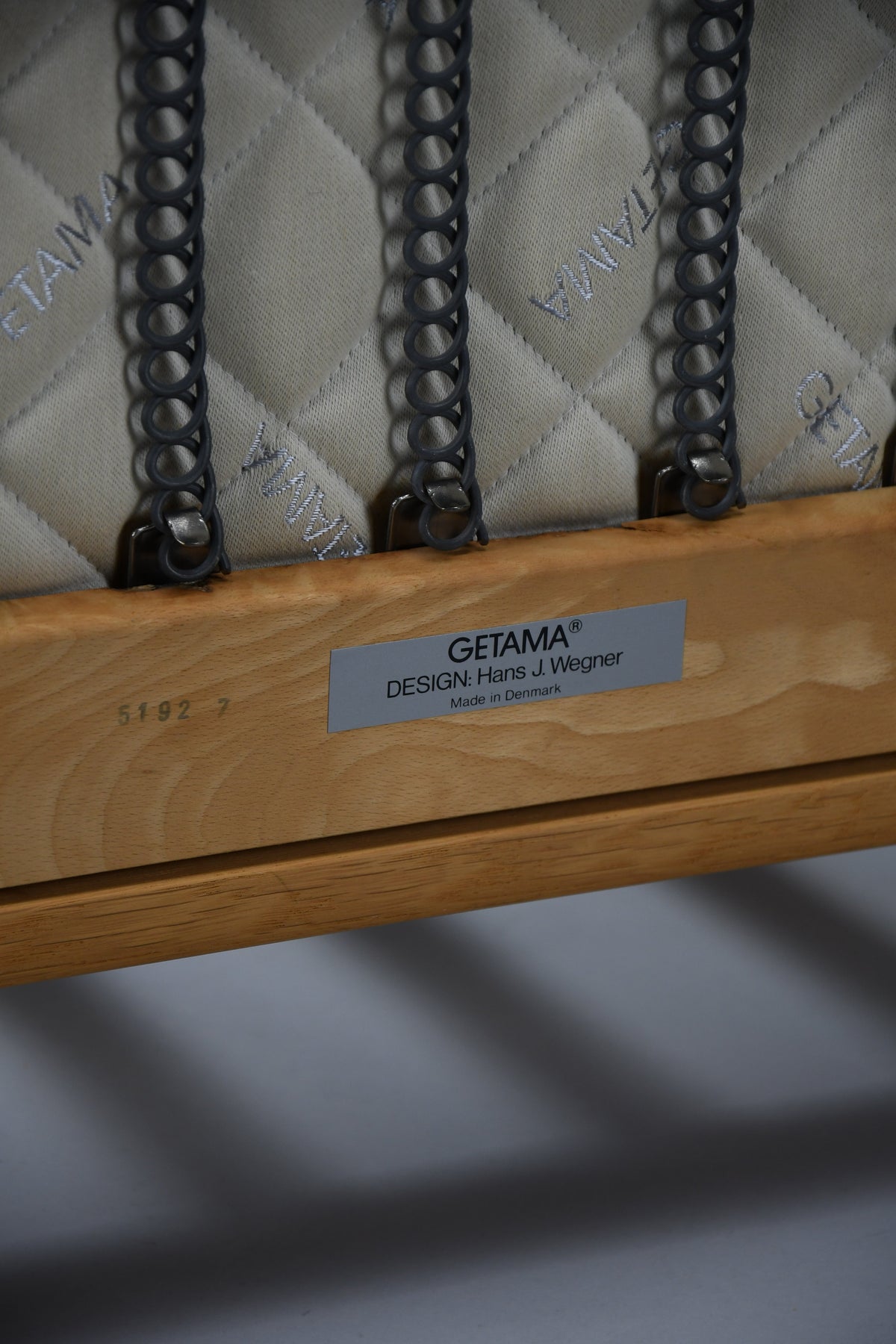 GE-265 Solid oak lounge chair by Hans J. Wegner for Getama, Denmark, Kvadrat wool