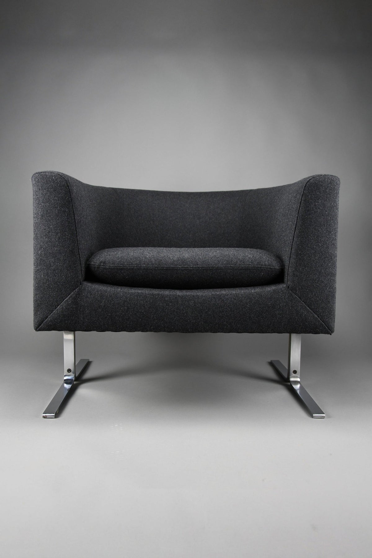 Mid-century modern lounge chair by Geoffrey Harcourt for Artifort Netherlands Early 1960s – Reupholstered in recycled