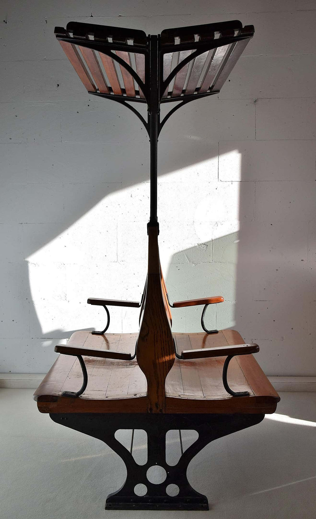 Italian 1928 Train Bench 3rd Class - Furniture