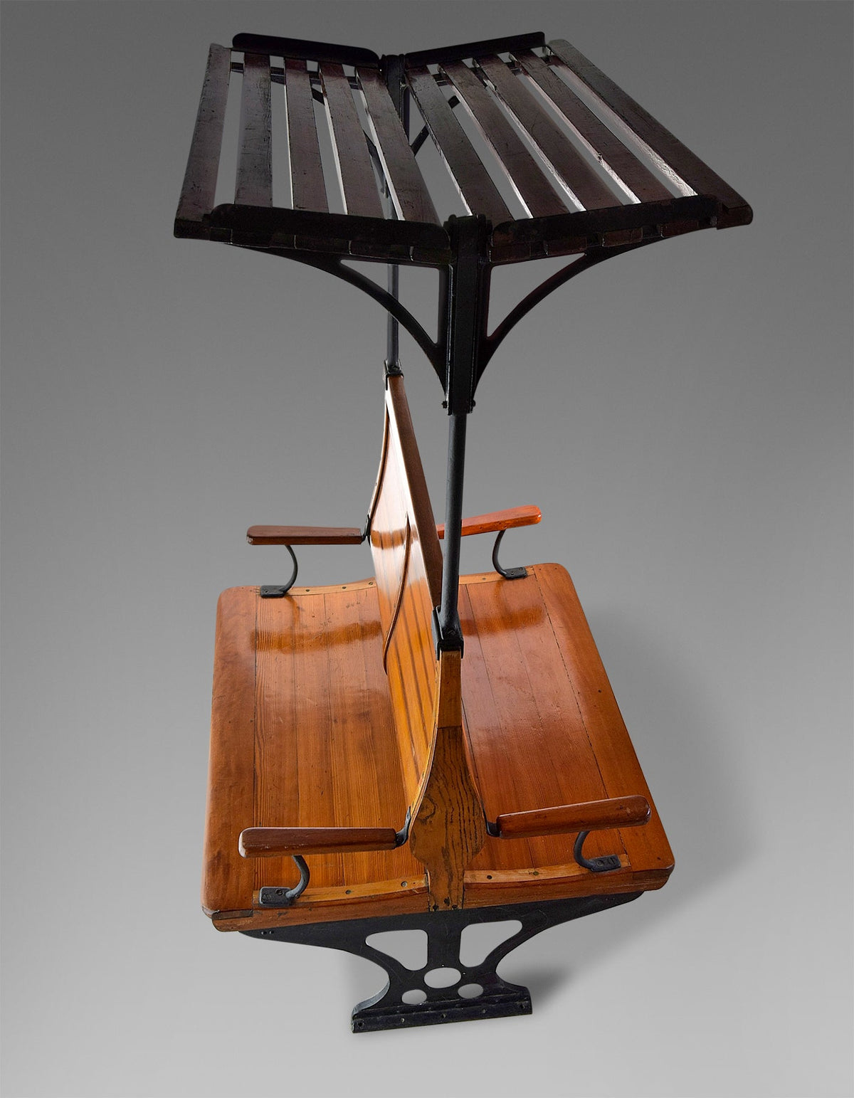 Italian 1928 Train Bench 3rd Class - Furniture