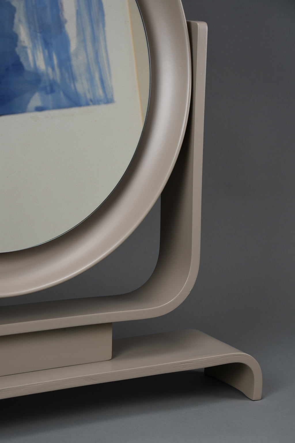 Italian postmodern vanity mirror in taupe lacquered wood tilting 1980s - Decor