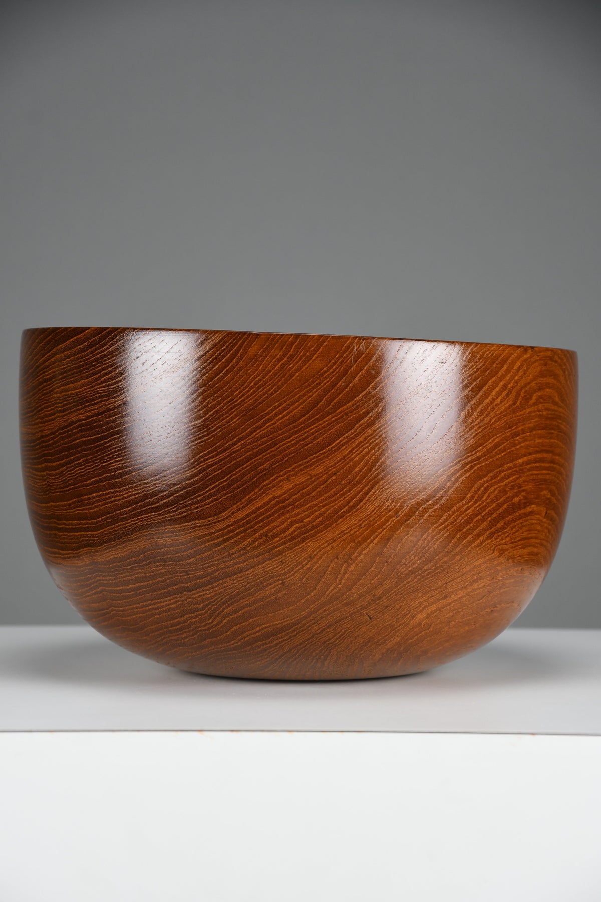Large Scandinavian mid-century modern Jatoba wood bowl organic turned form 1960s - Decor