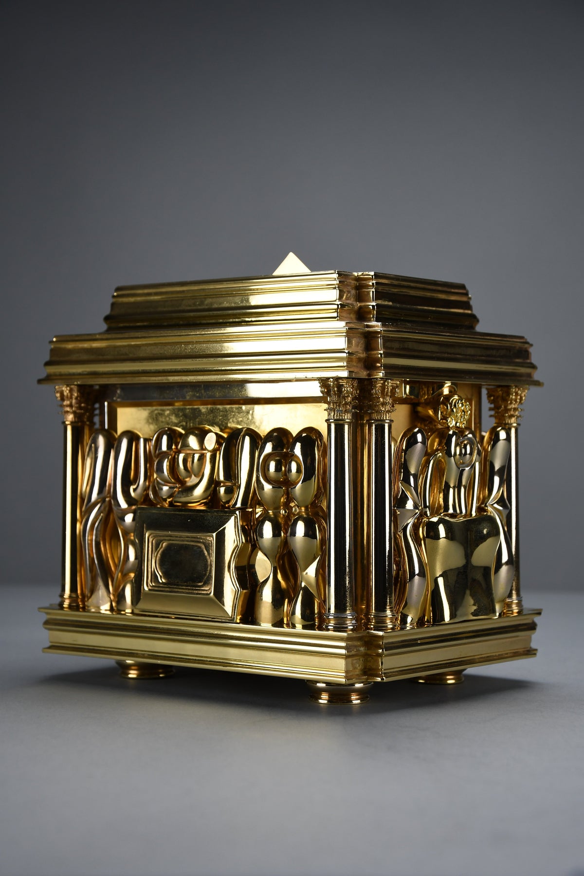 Miguel Berrocal “Il Cofanetto” (Opus 123) 1969–1975 complete 88-piece gold-plated Zamak dining set for two homage