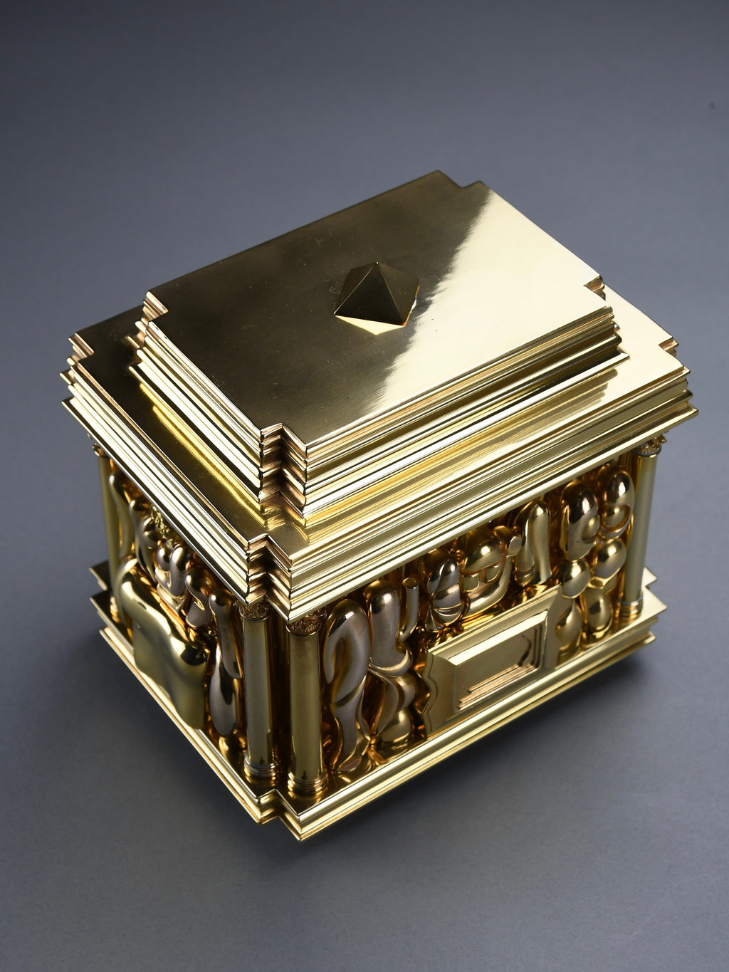 Miguel Berrocal “Il Cofanetto” (Opus 123) 1969–1975 complete 88-piece gold-plated Zamak dining set for two homage