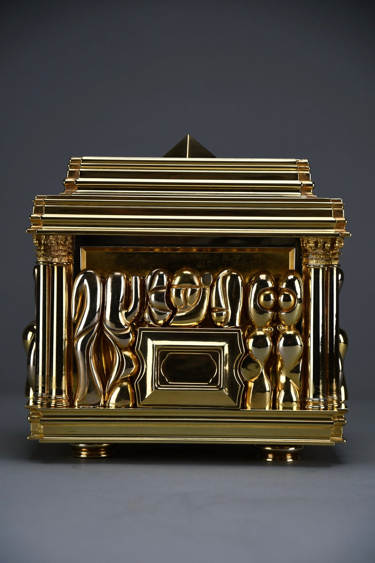 Miguel Berrocal “Il Cofanetto” (Opus 123) 1969–1975 complete 88-piece gold-plated Zamak dining set for two homage