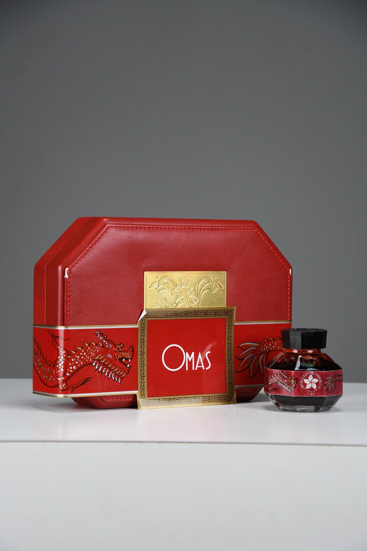 Mint 1997 Omas “Return to the Motherland” Limited Edition 18k Gold Fountain Pen - Collectibles