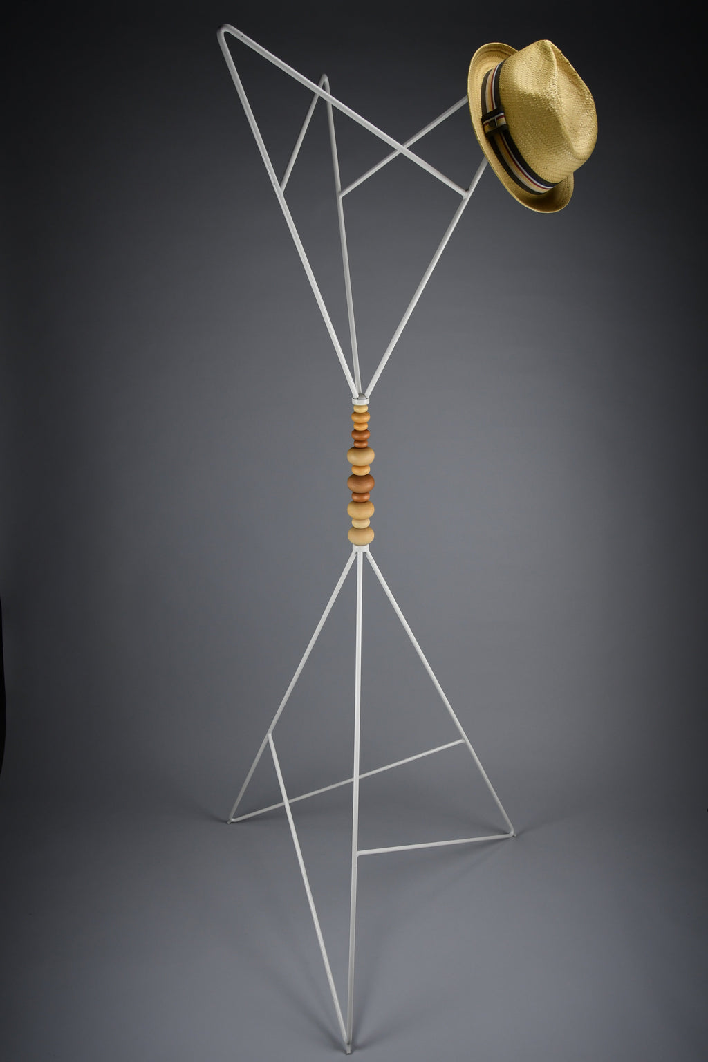 Sculptural white lacquered steel coat stand with turned wooden beads post modern style - Furniture